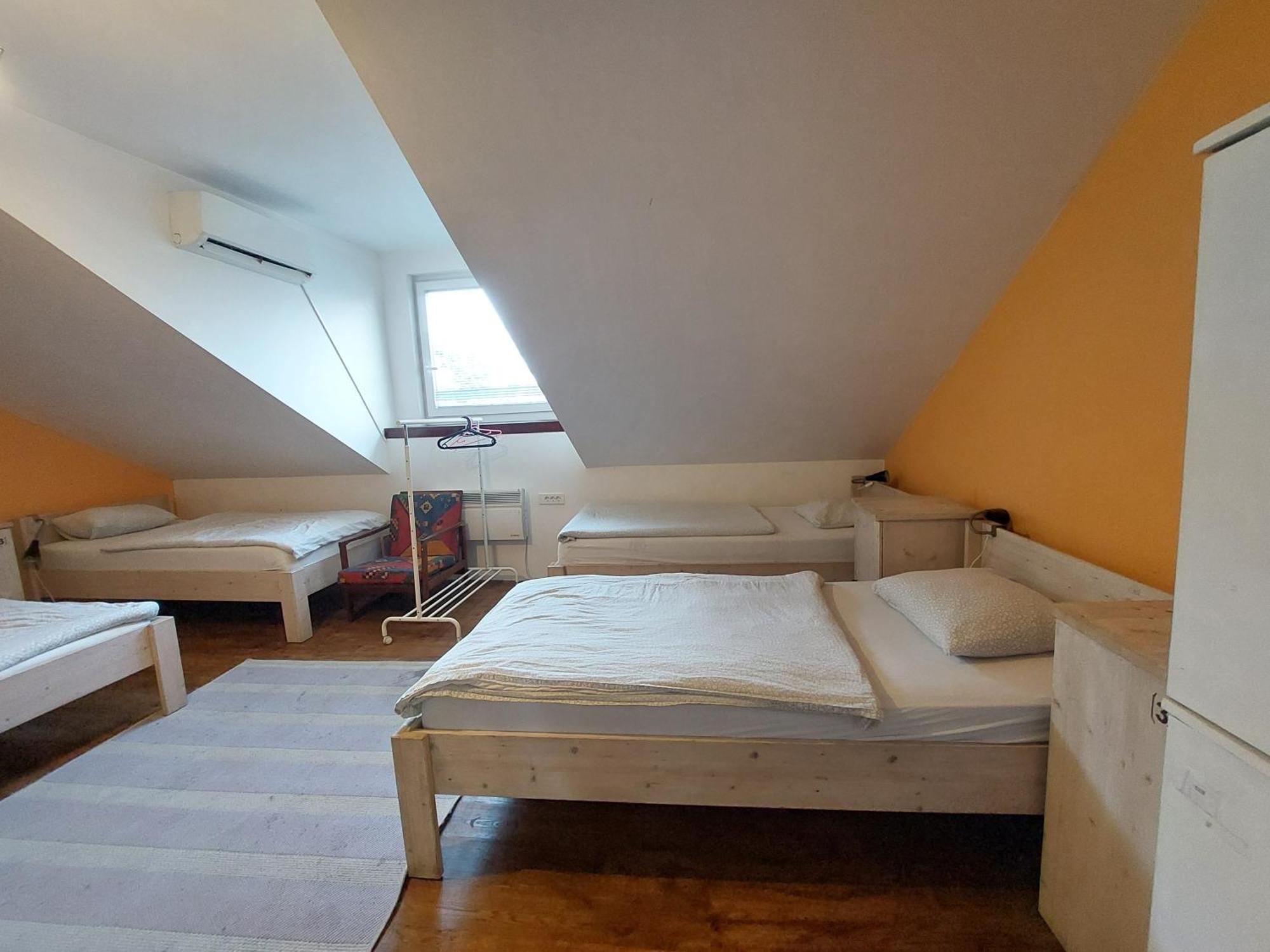 Vv Way - Lisica Zvitorepka Ljubljana Bagian luar foto