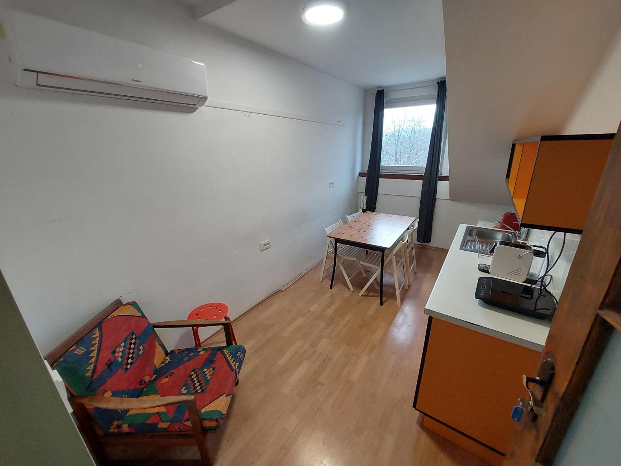 Vv Way - Lisica Zvitorepka Ljubljana Bagian luar foto