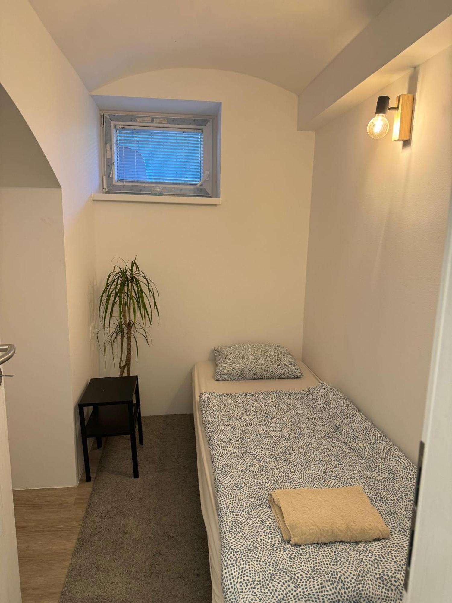 Vv Way - Lisica Zvitorepka Ljubljana Bagian luar foto